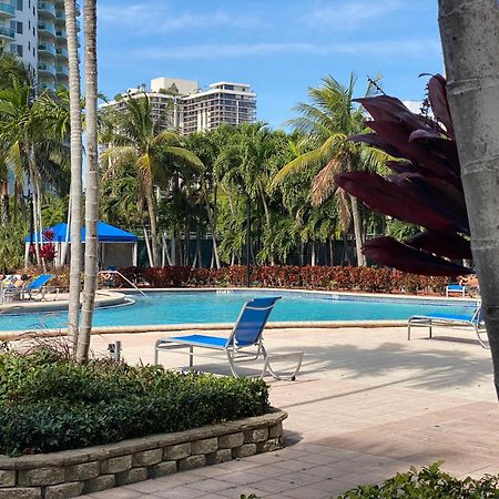 Sunny Isles, Beach Life! Parking Included Miami Beach Ngoại thất bức ảnh