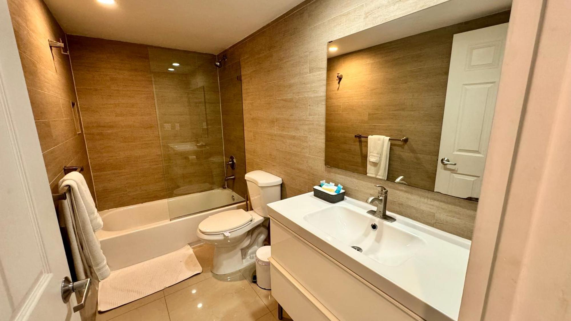 Sunny Isles, Beach Life! Parking Included Miami Beach Ngoại thất bức ảnh